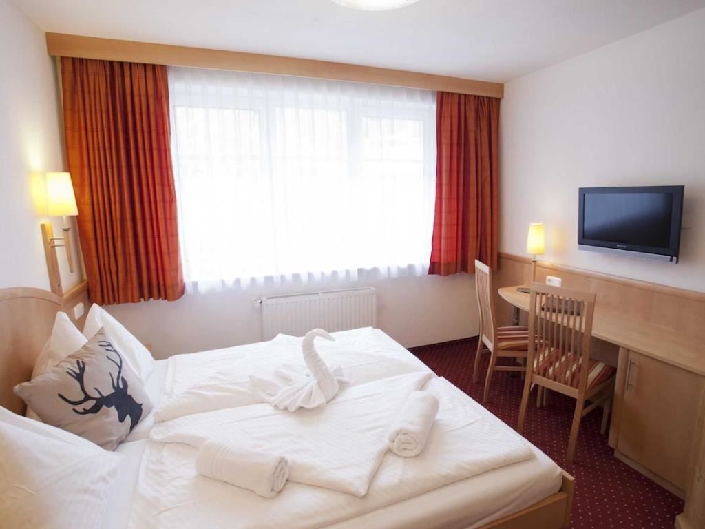 rooms-double-comfort-schmitten-room