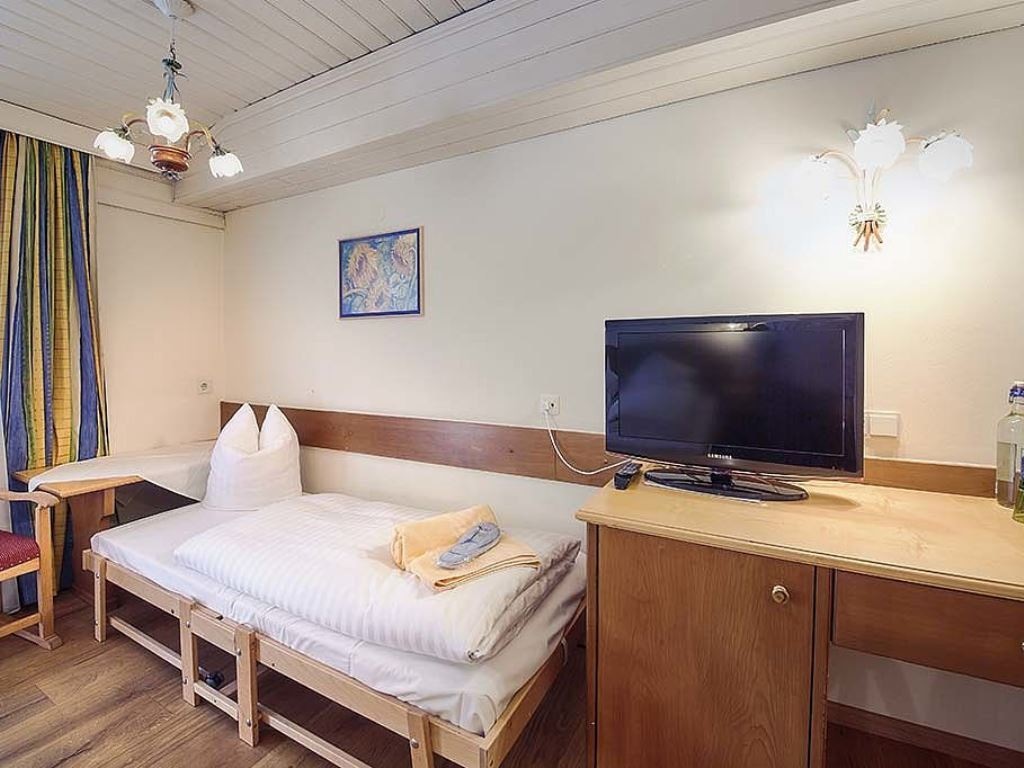 rooms-double-room-superior-with-balcony-or-terrace