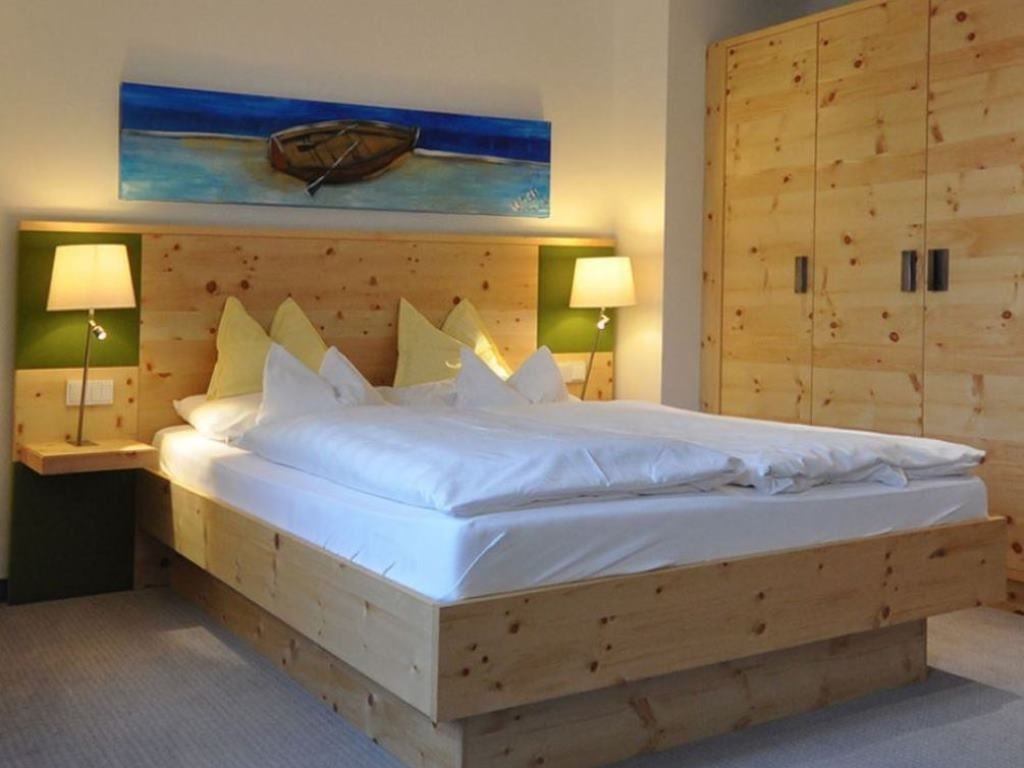 rooms-double-room-alpin-chic