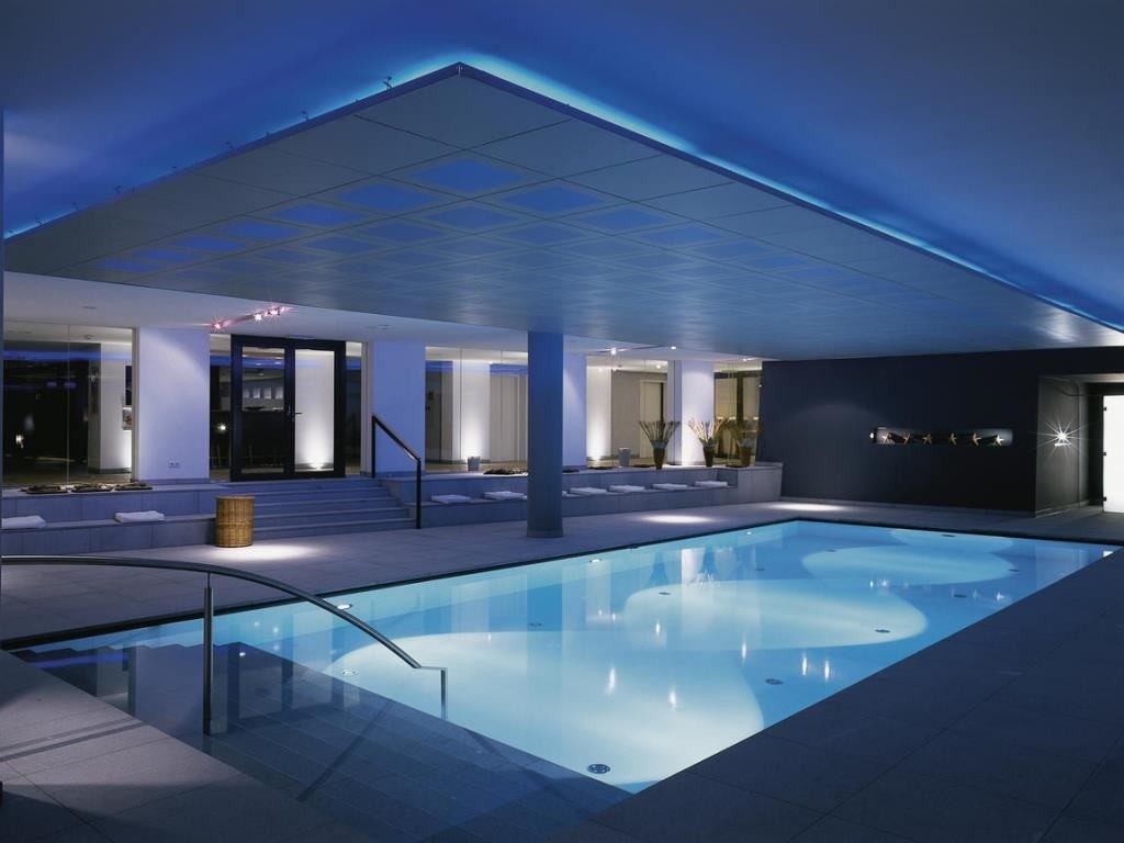 pools-indoor-pool