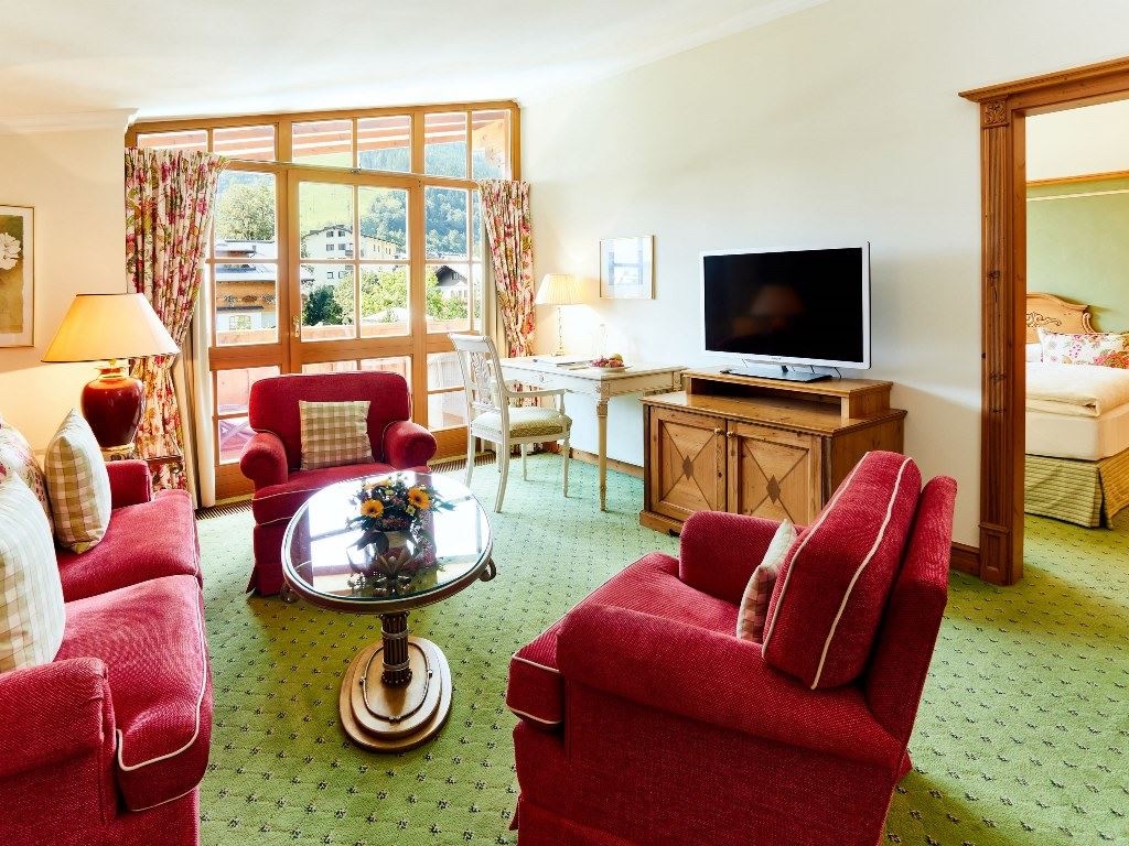 rooms-wellness-garden-suite-with-balcony-or-terrace-70-square-meters