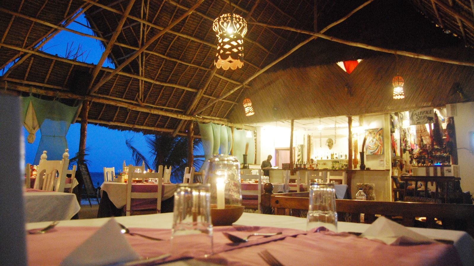 restaurants-restaurants