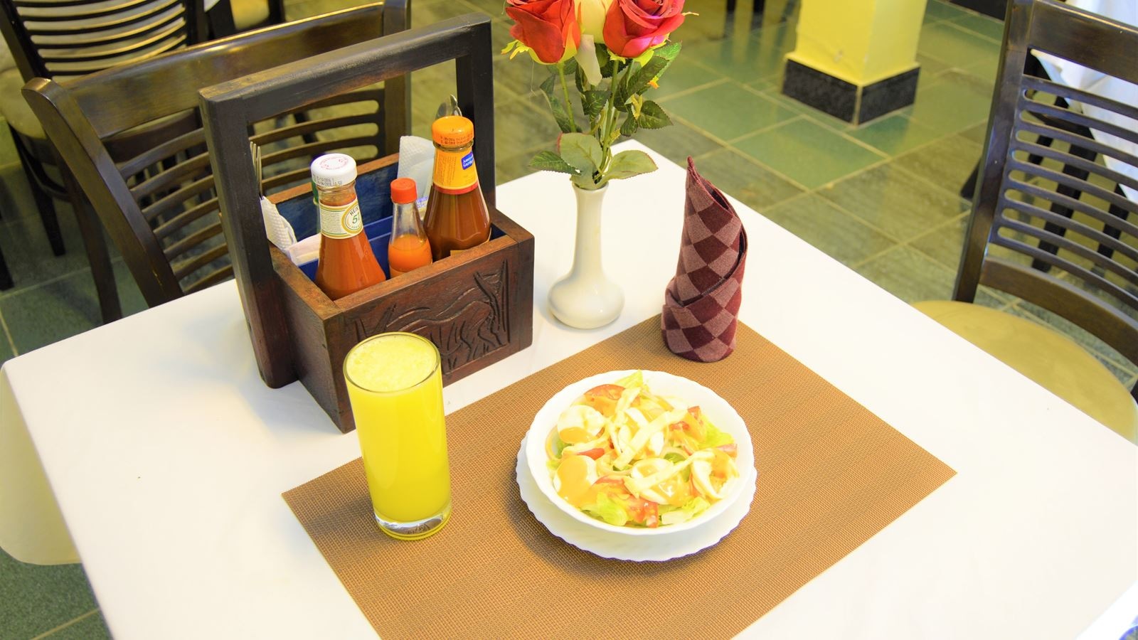 restaurants-restaurants