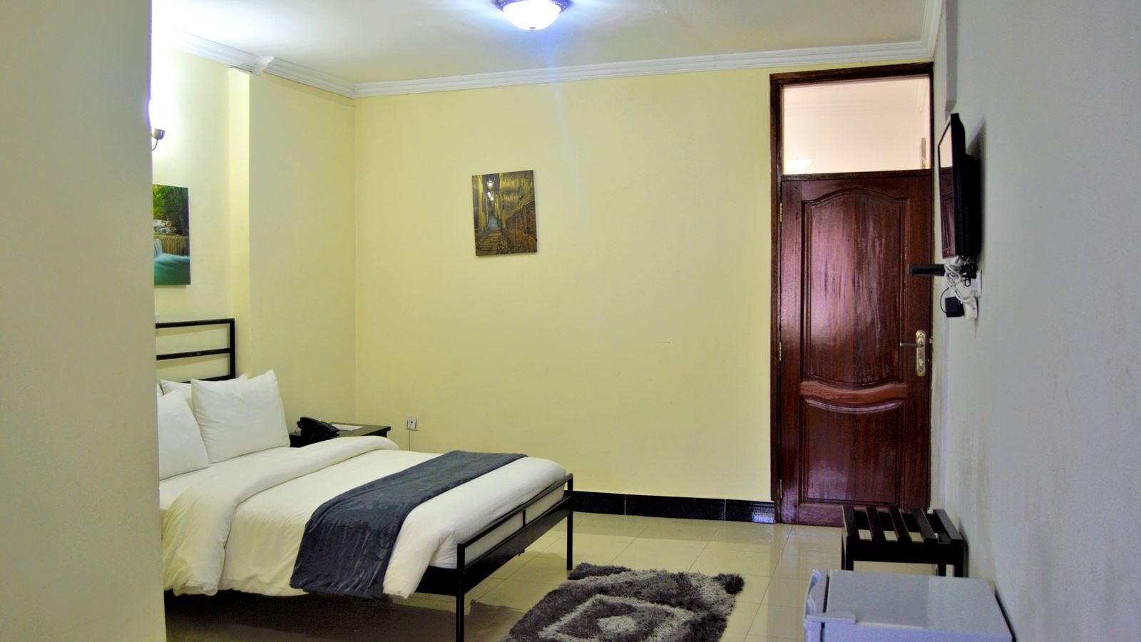 rooms-single-standard