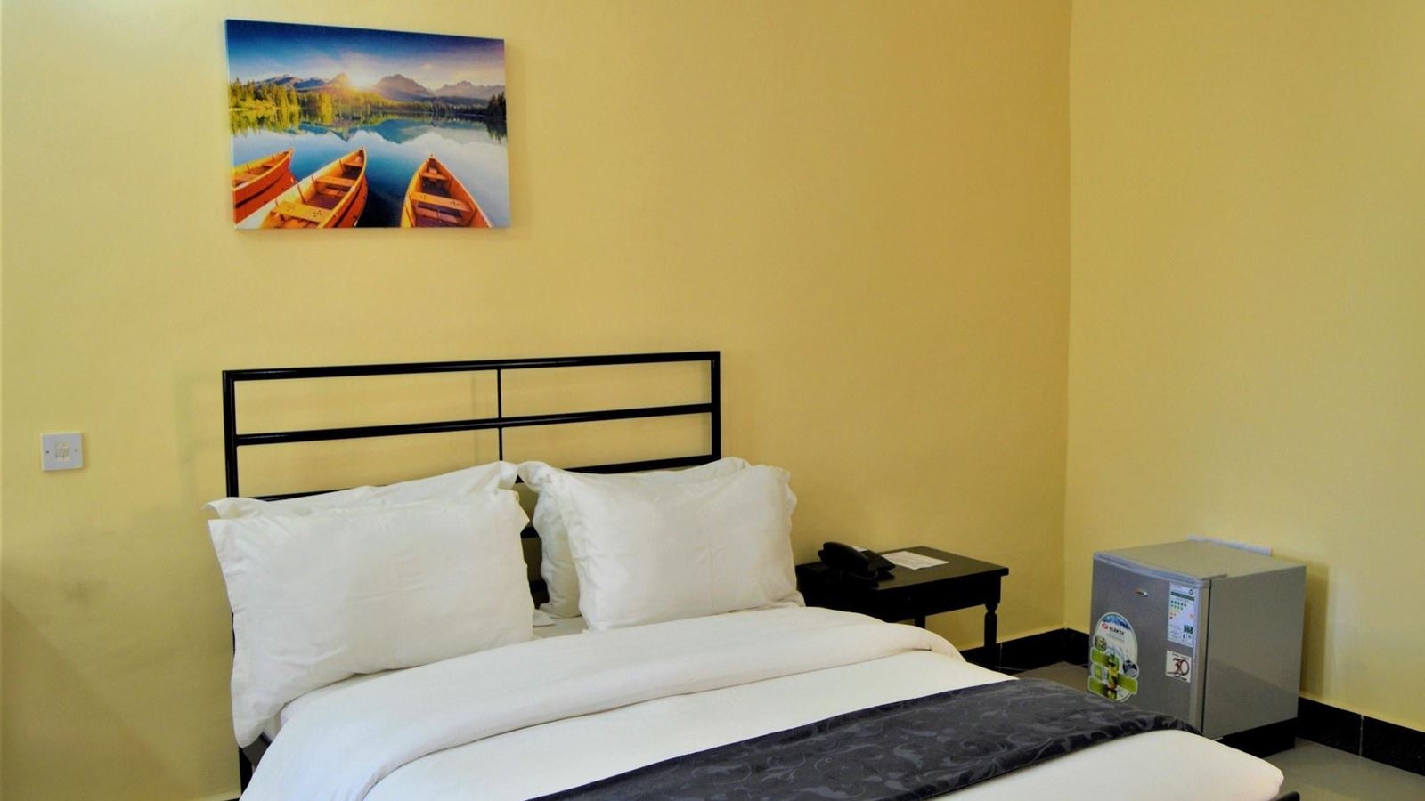 rooms-single-standard