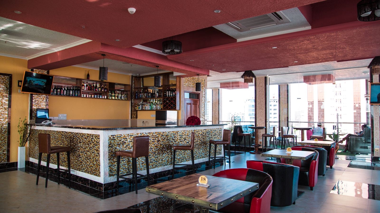 restaurants-restaurants