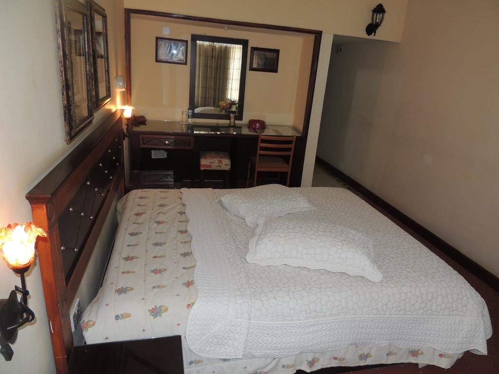 rooms-double-or-twin-standard