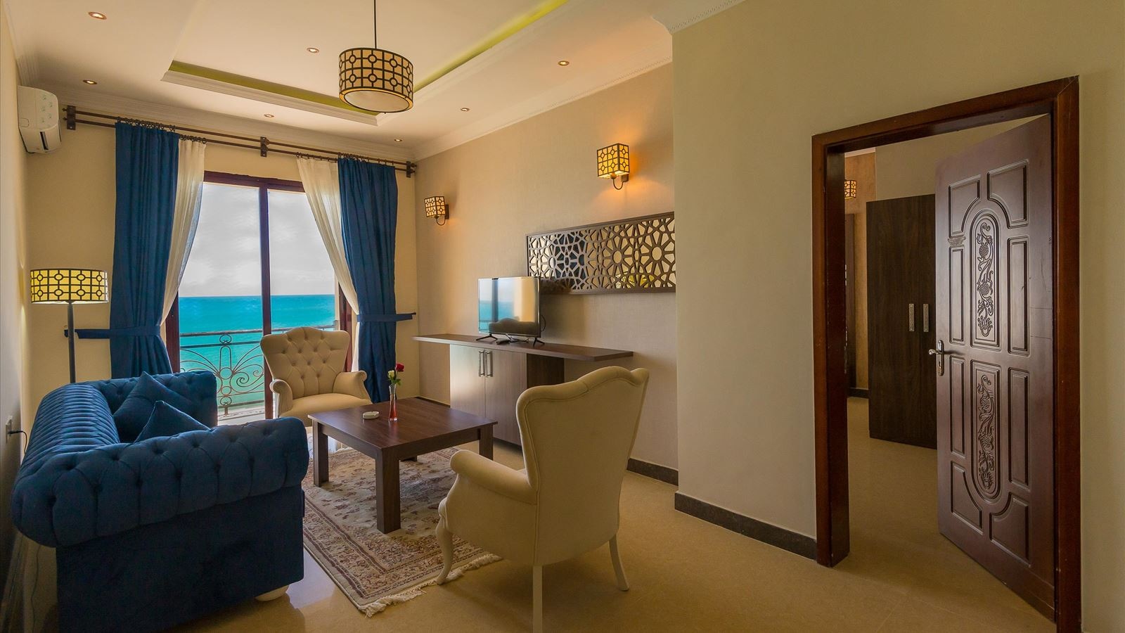 rooms-double-single-use-ocean-front-one-bedroom