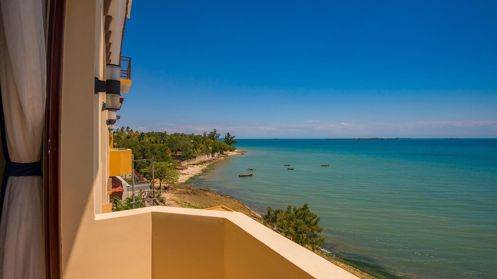 rooms-suite-ocean-front-two-bedrooms