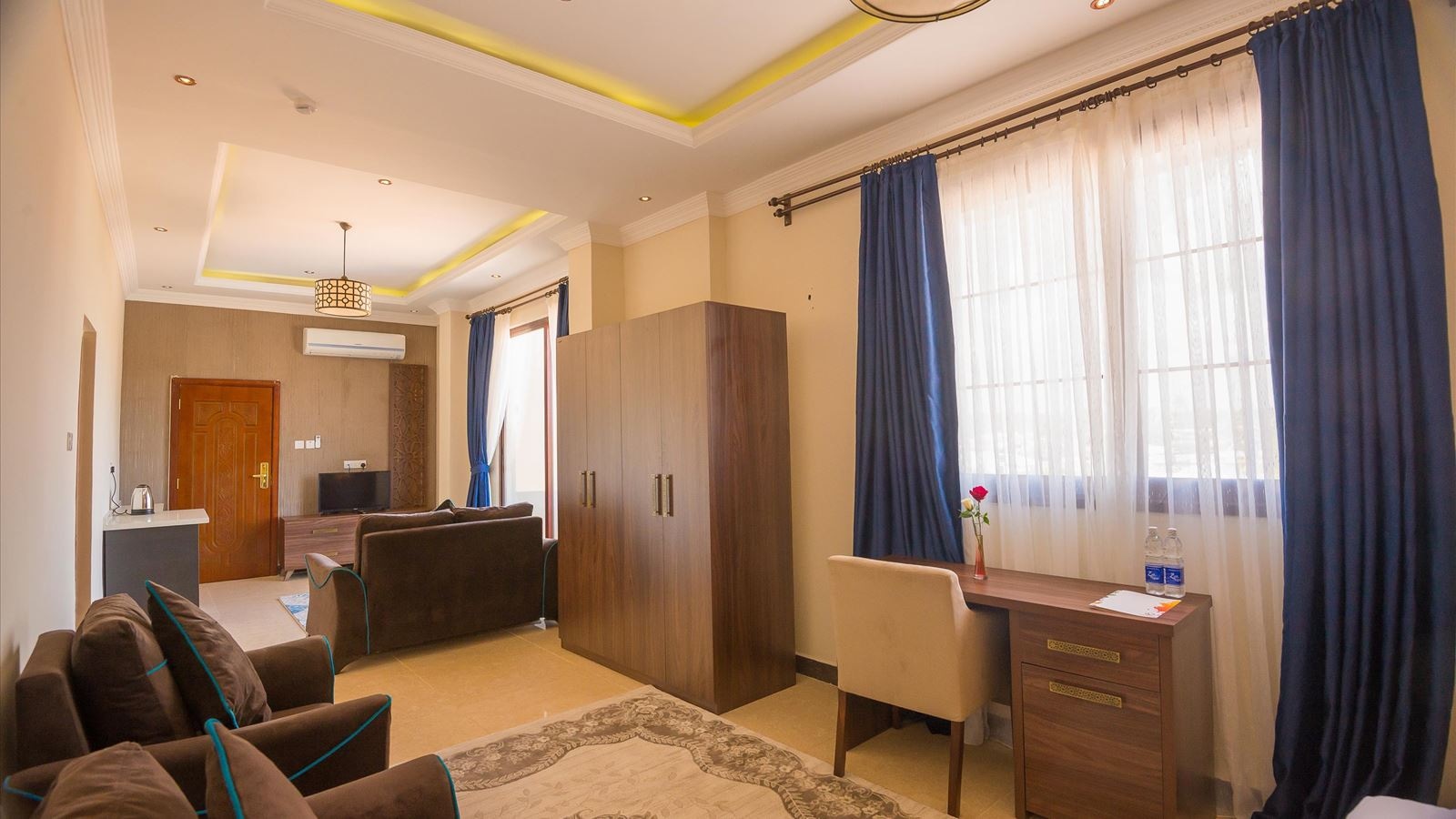 rooms-double-superior-city-view