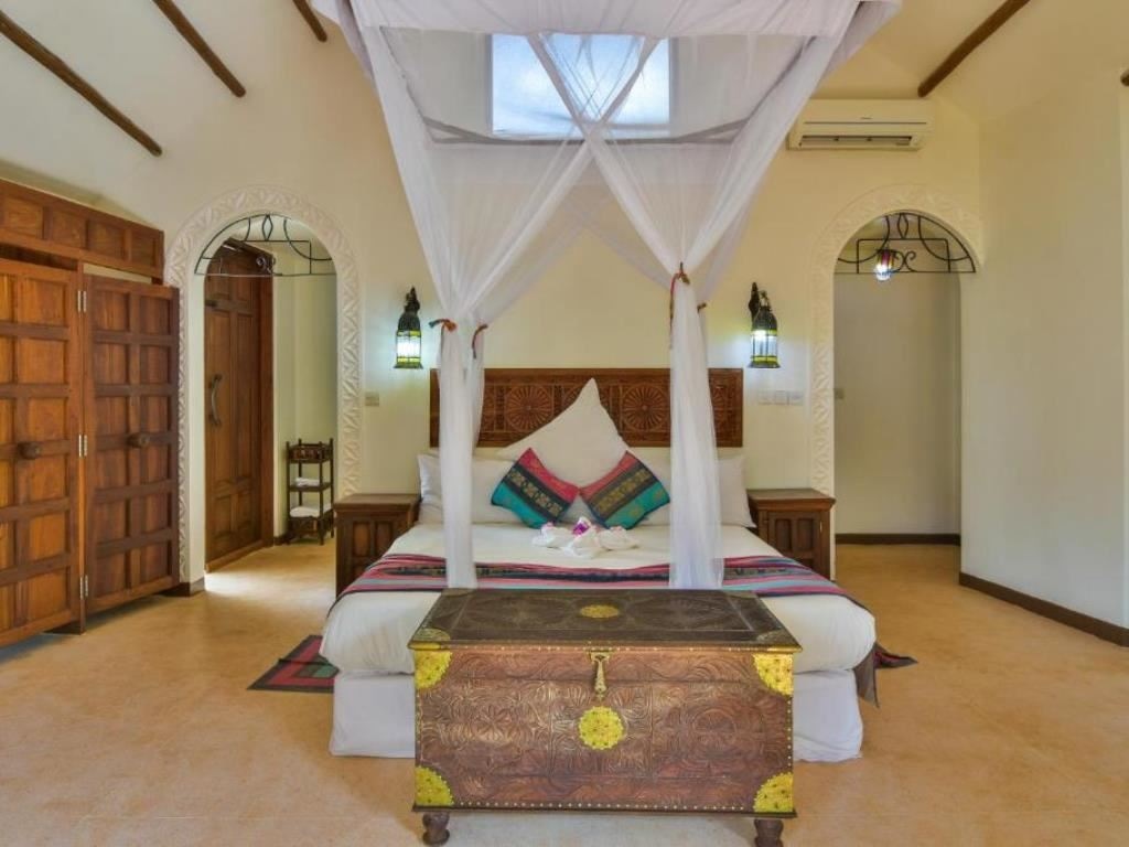 rooms-family-room-interconnecting