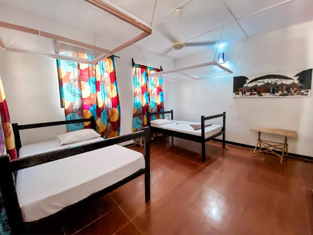 rooms-standard-room-non-ac