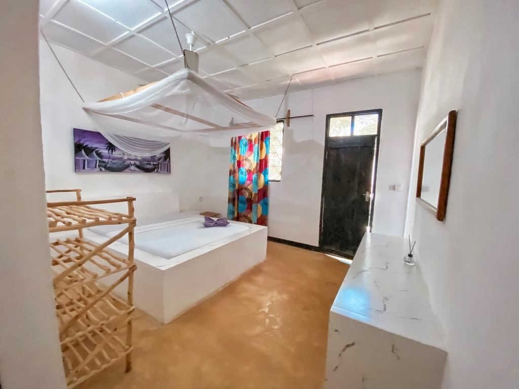 rooms-deluxe-room-non-ac