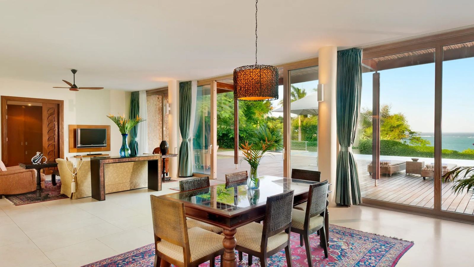 rooms-one-bedroom-villa