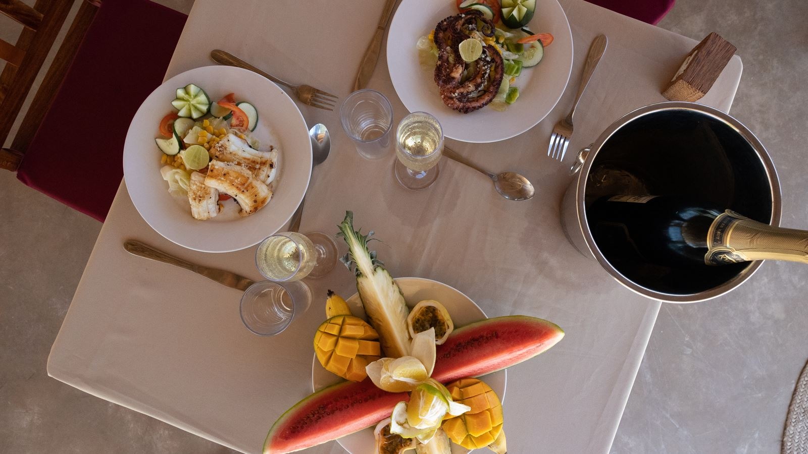 restaurants-restaurants