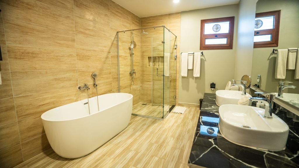 rooms-penthouse-ocean-suite