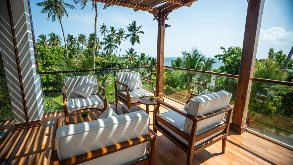 rooms-penthouse-ocean-suite