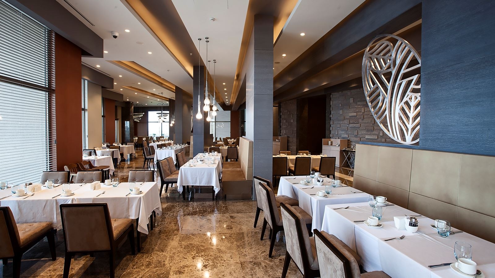 restaurants-leaf-restaurant