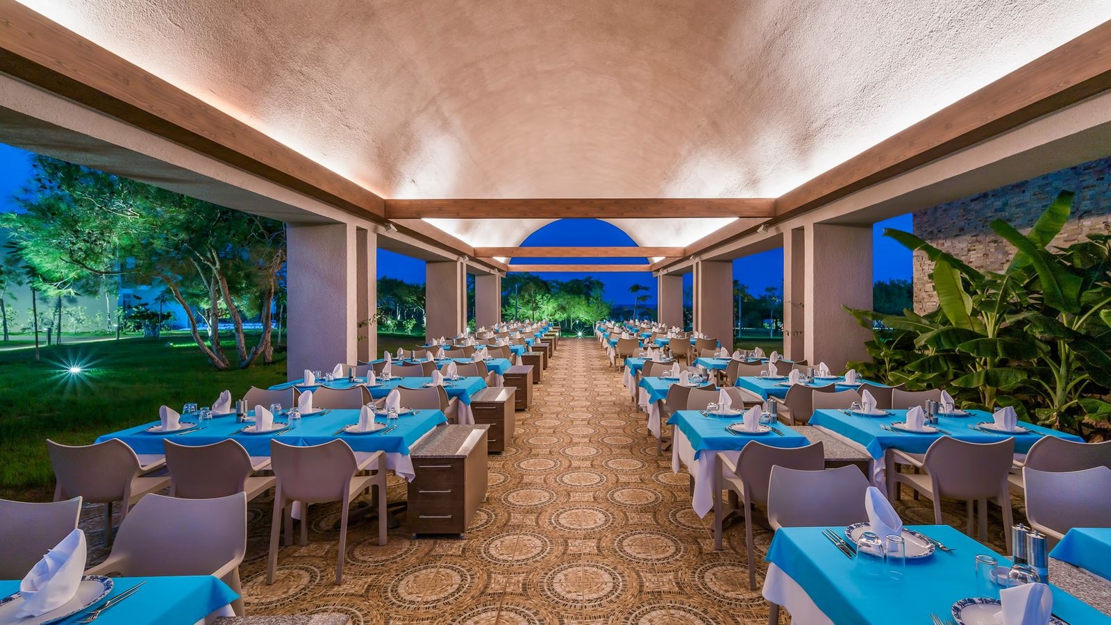 restaurants-agora-sea-food-a-la-carte-restaurant