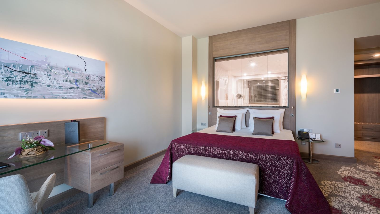 rooms-executive-suite