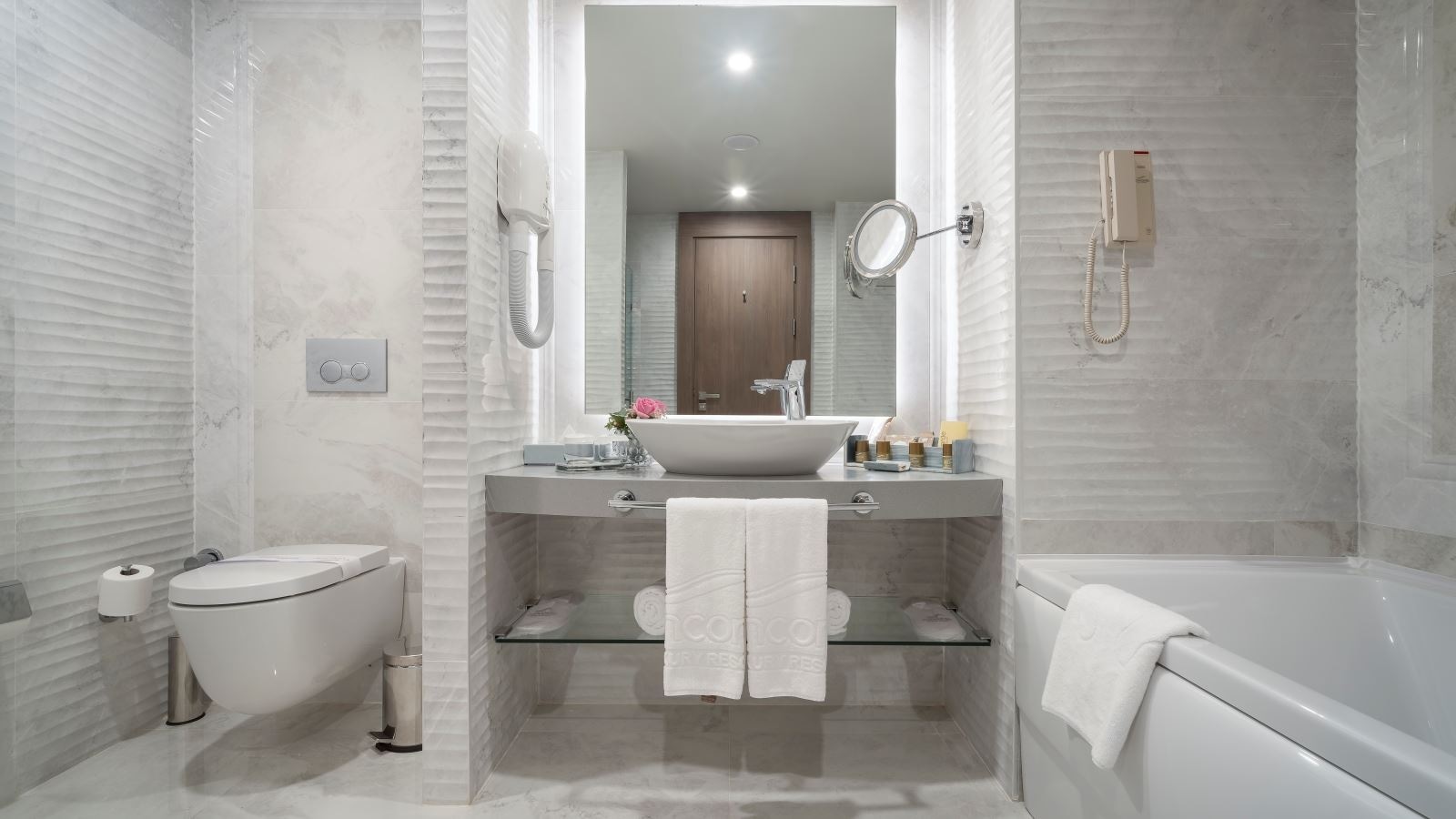 rooms-deluxe-bahce-manzarali-oda