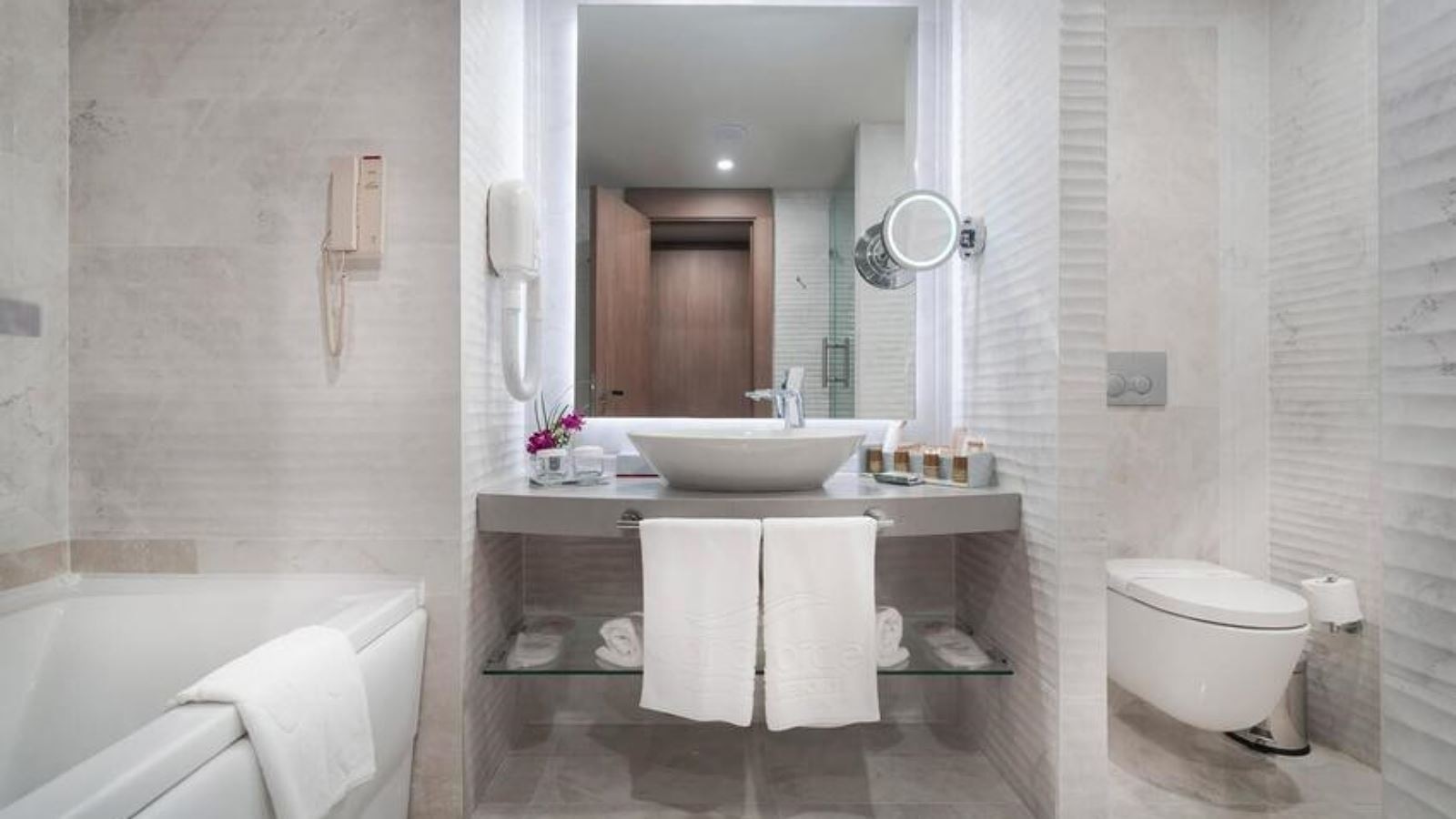 rooms-panoramic-suite