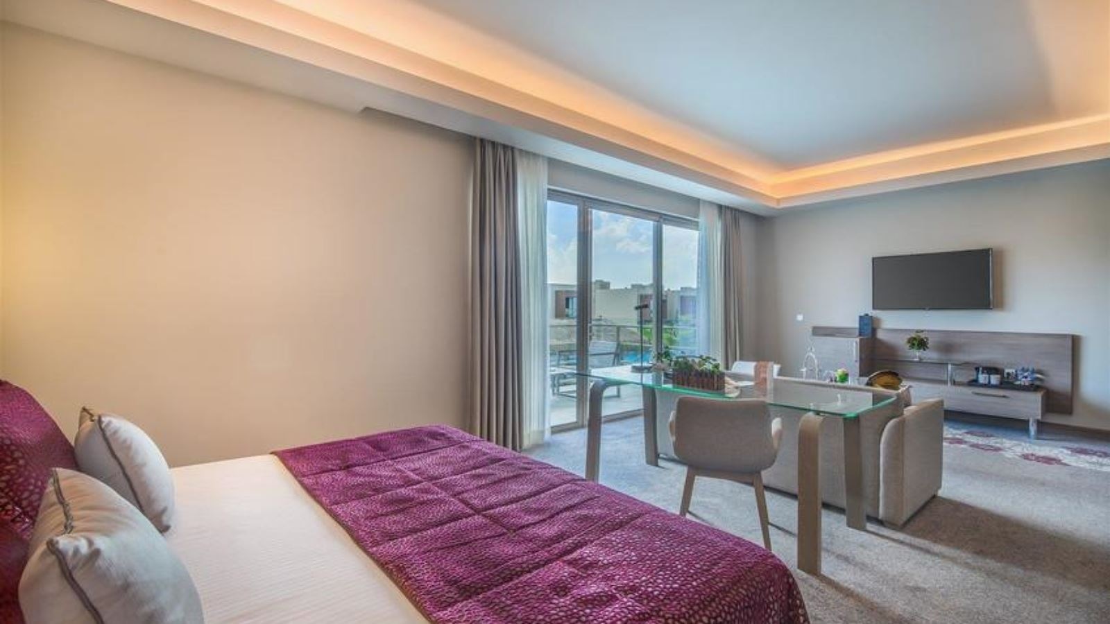 rooms-family-pool-suite