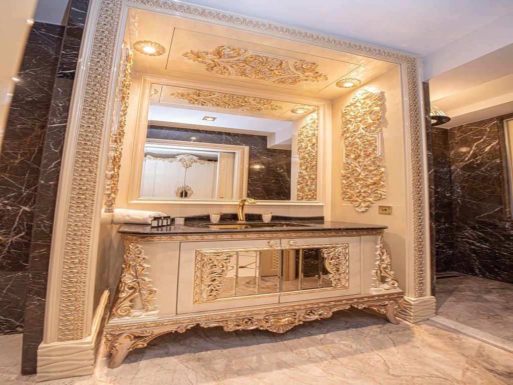 rooms-royal-suite-oda