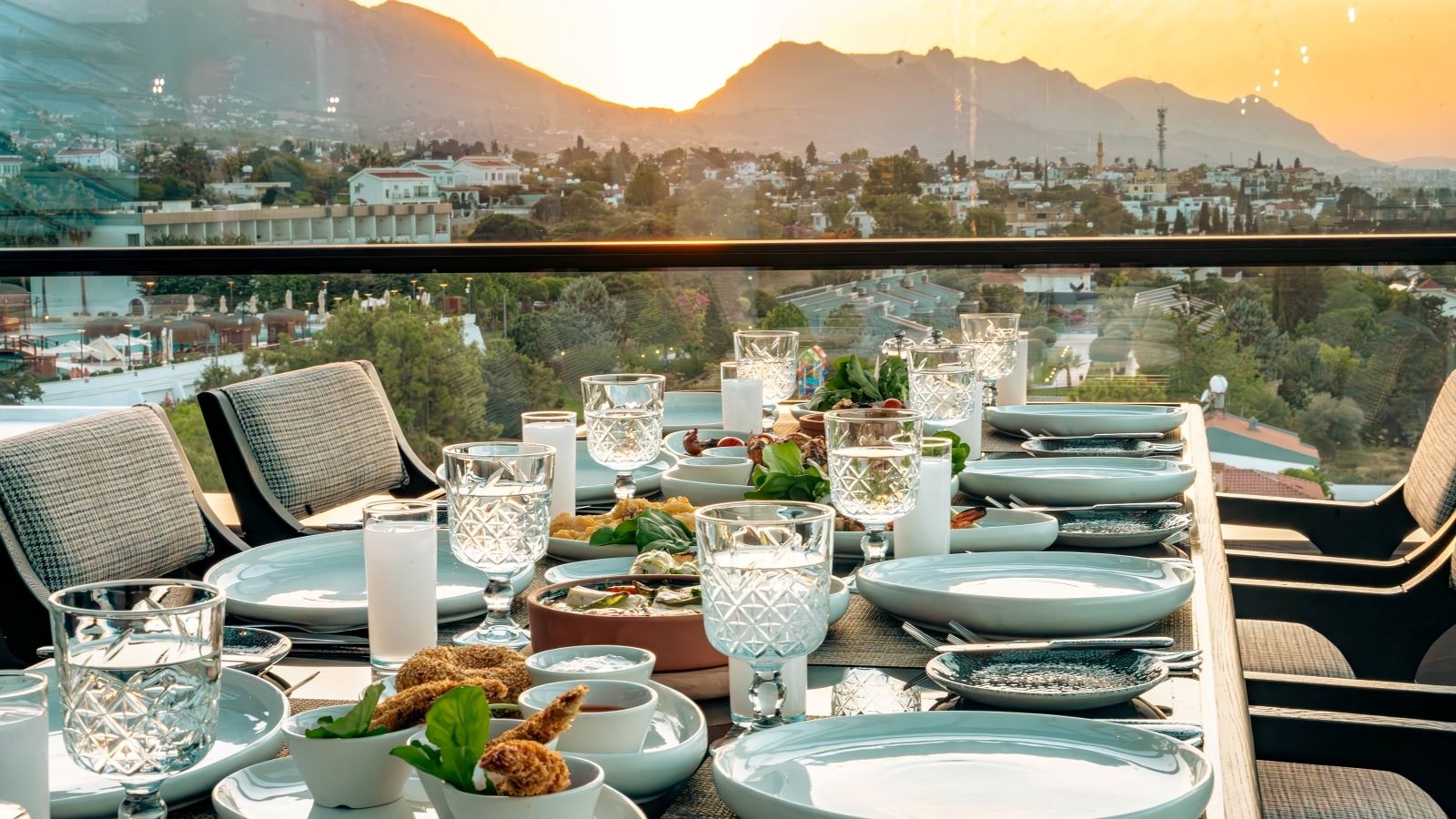 restaurants-ana-restaurant