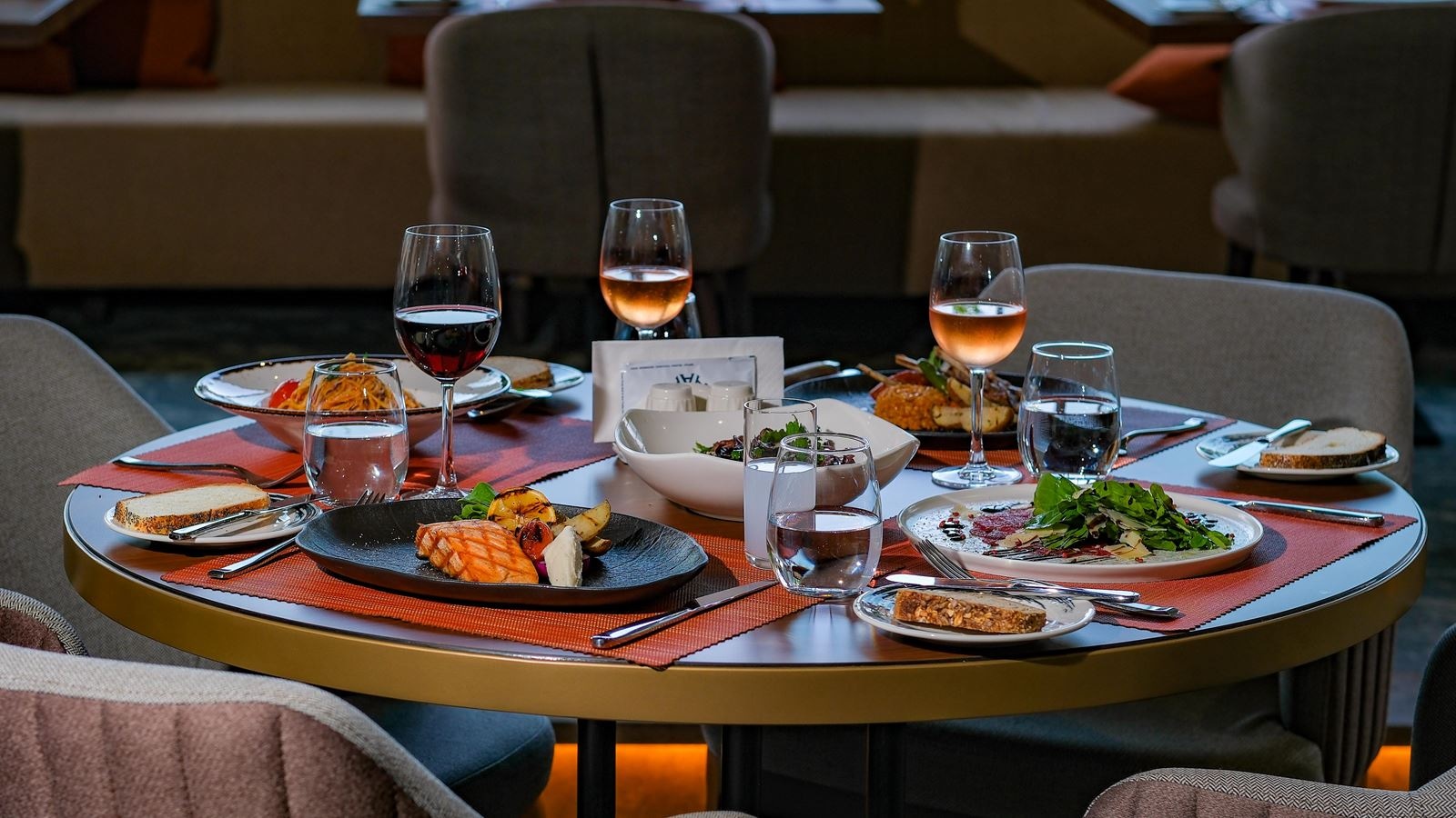 restaurants-club-lounge