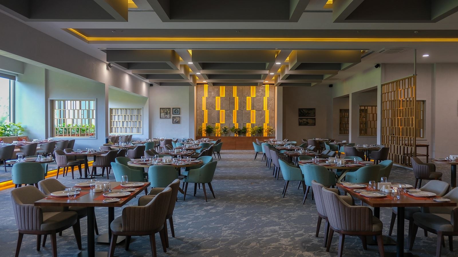 restaurants-club-lounge