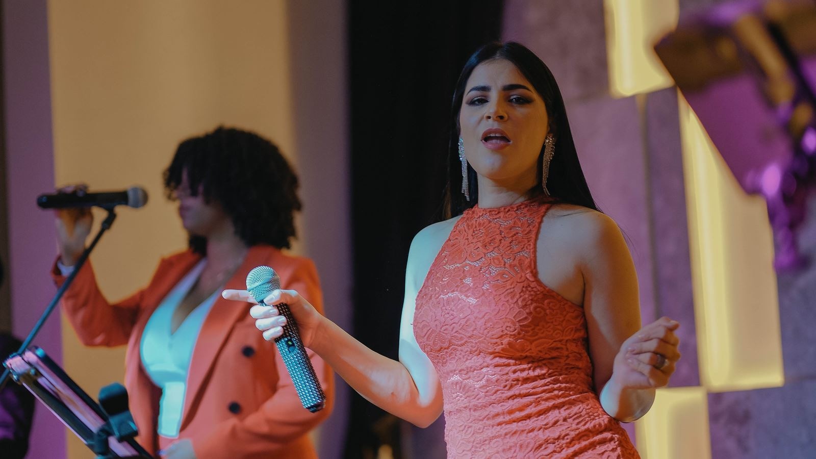 restaurants-club-lounge