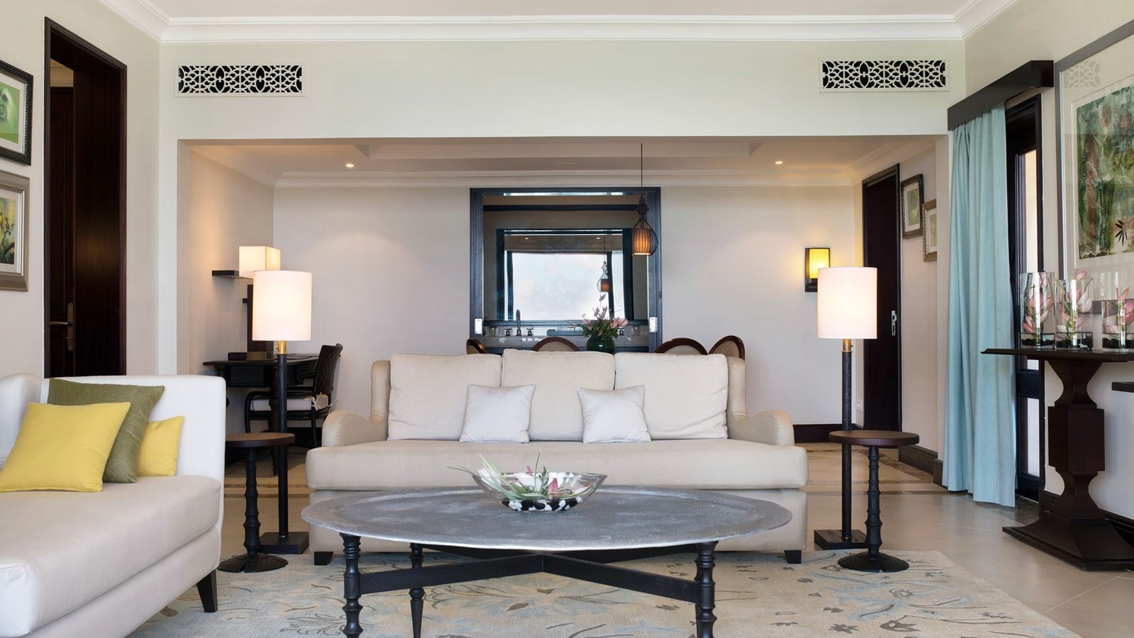 rooms-beachfront-suite