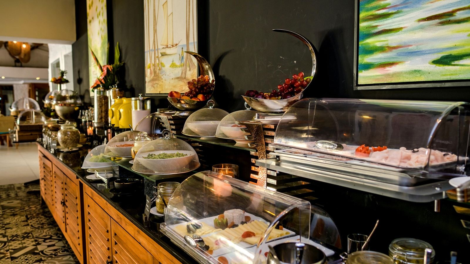 restaurants-restaurants