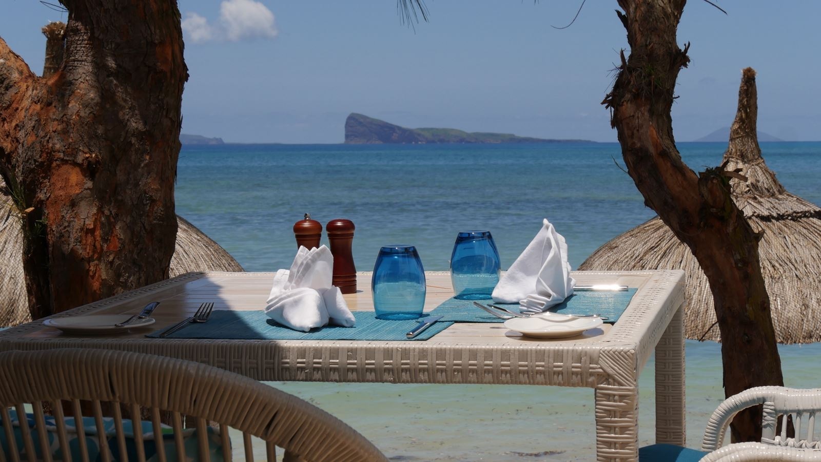 restaurants-beach-restaurant