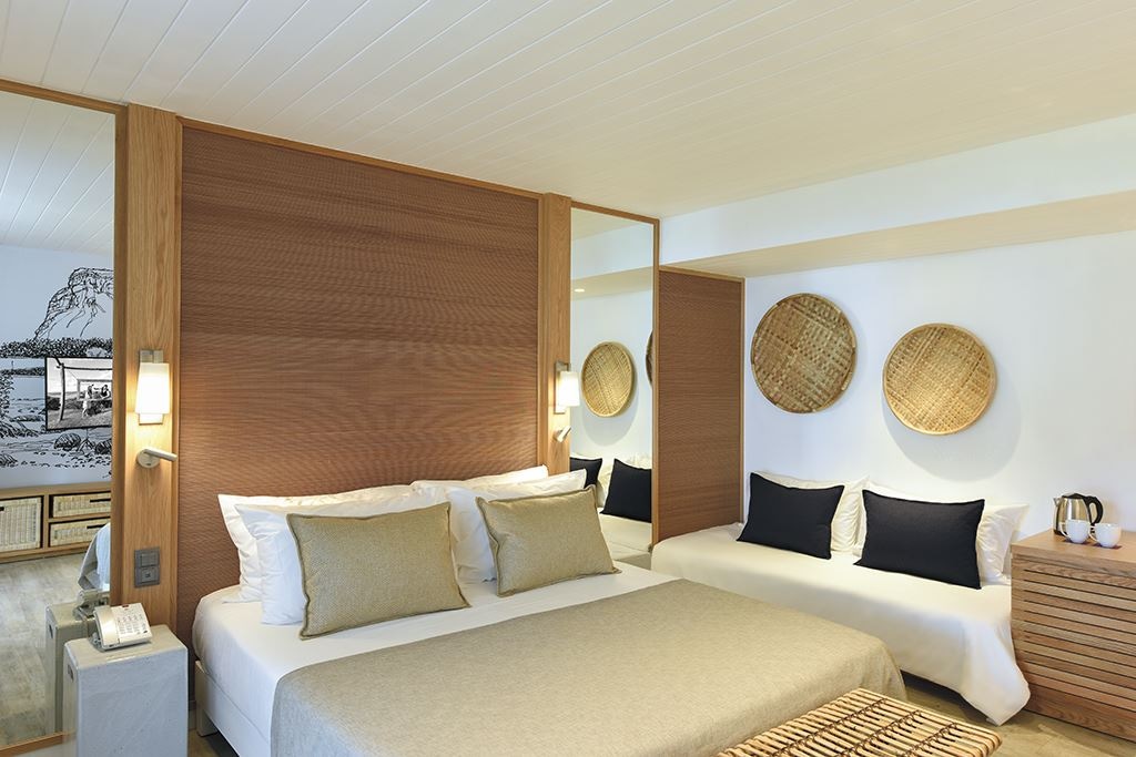 rooms-deluxe-sea-facing