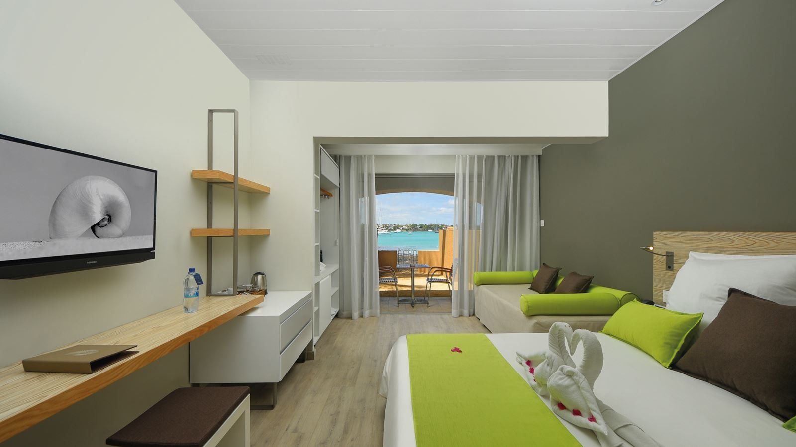 rooms-superior-beachfront