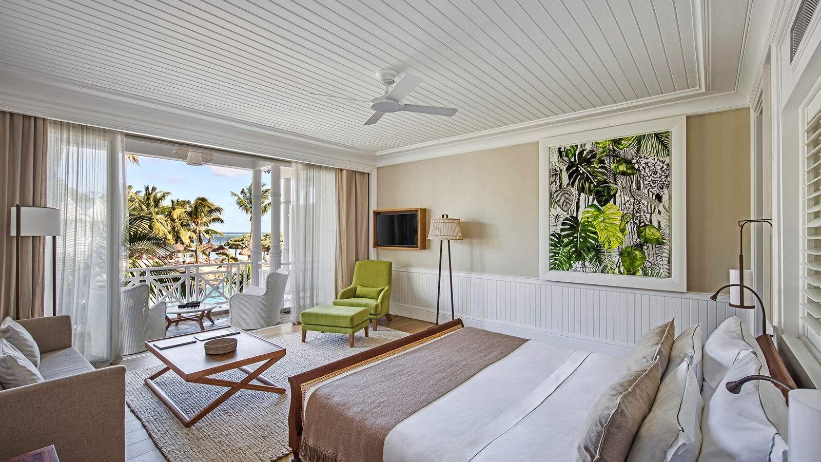 rooms-deluxe-seaview-suite