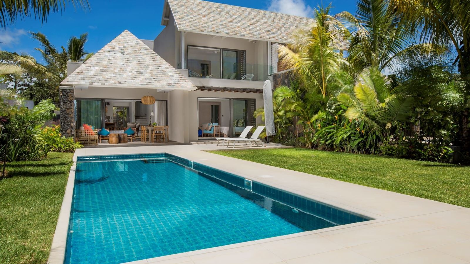 rooms-2-broom-deluxe-villa-golf-view-with-private-swimming-pool