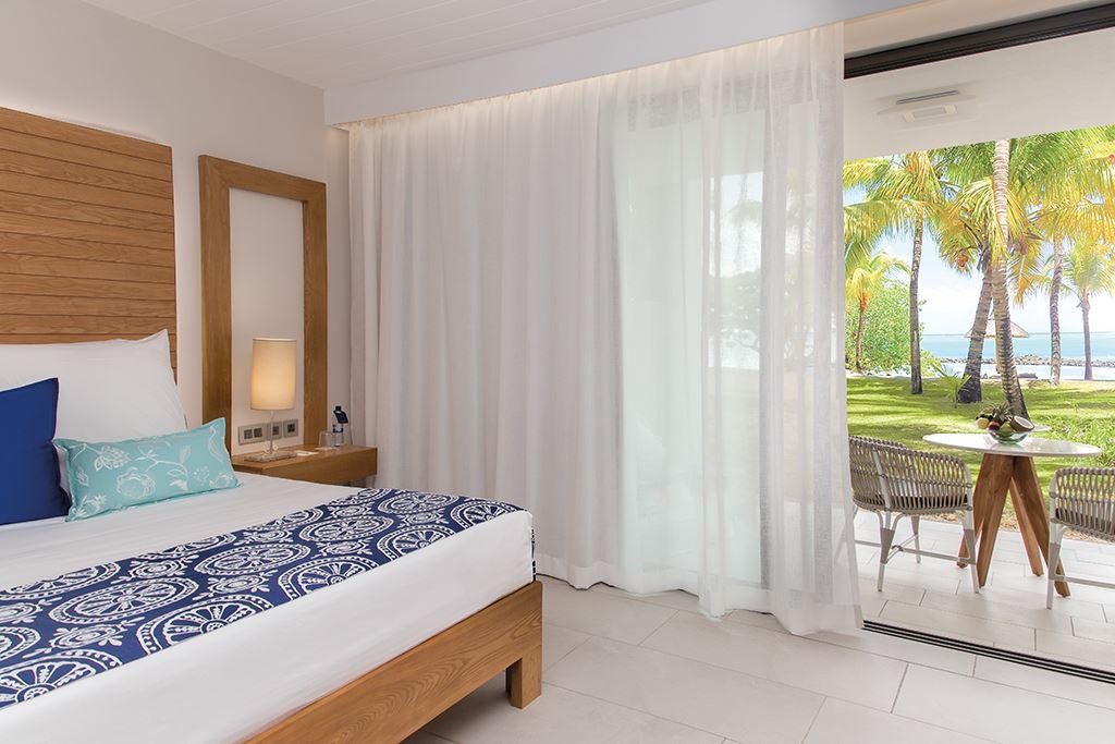 rooms-paradise-beachfront-room