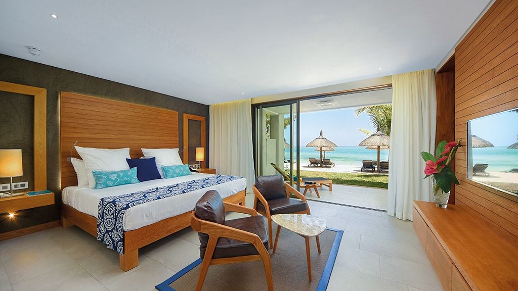 rooms-paradise-luxury-family-suite-beachfront