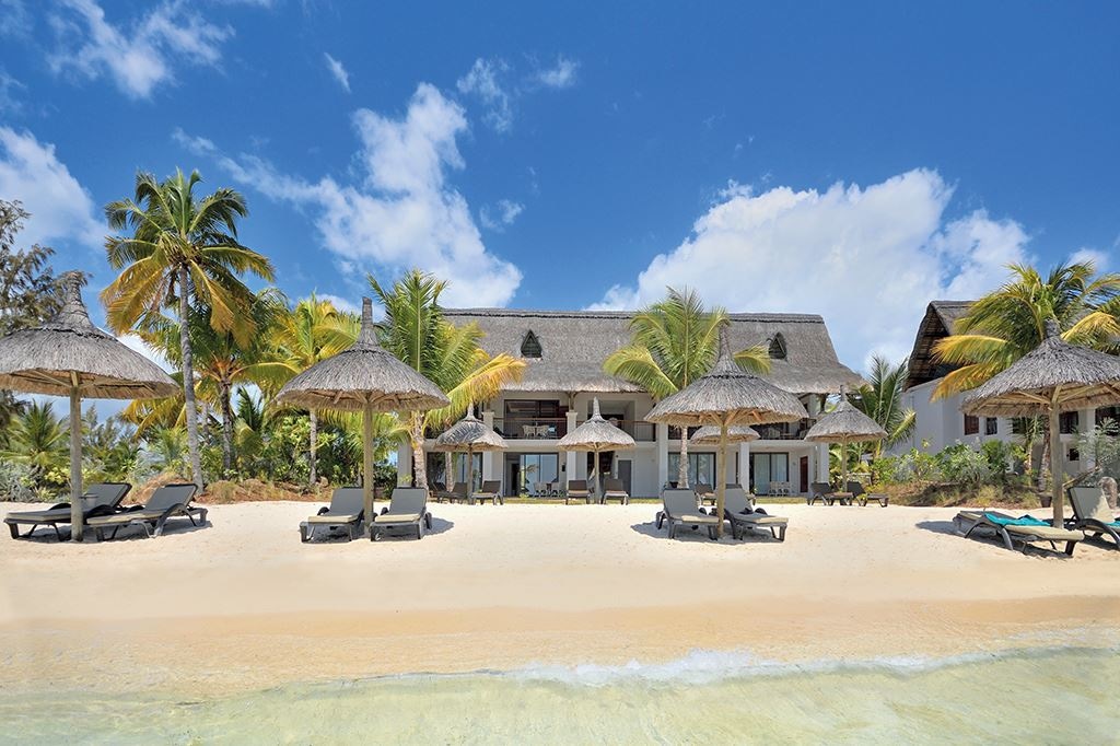 rooms-paradise-luxury-family-suite-beachfront