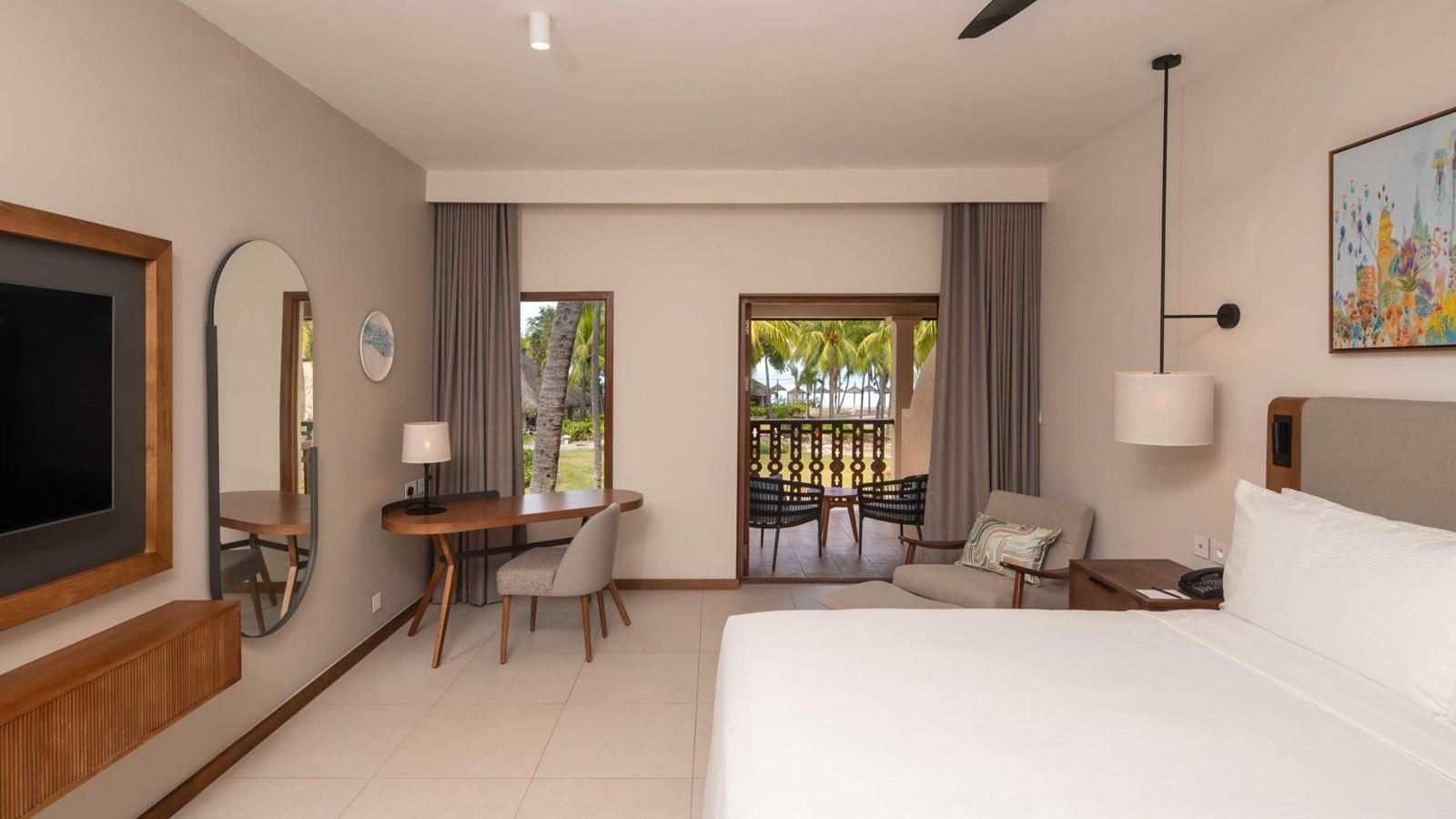 rooms-grand-deluxe-room