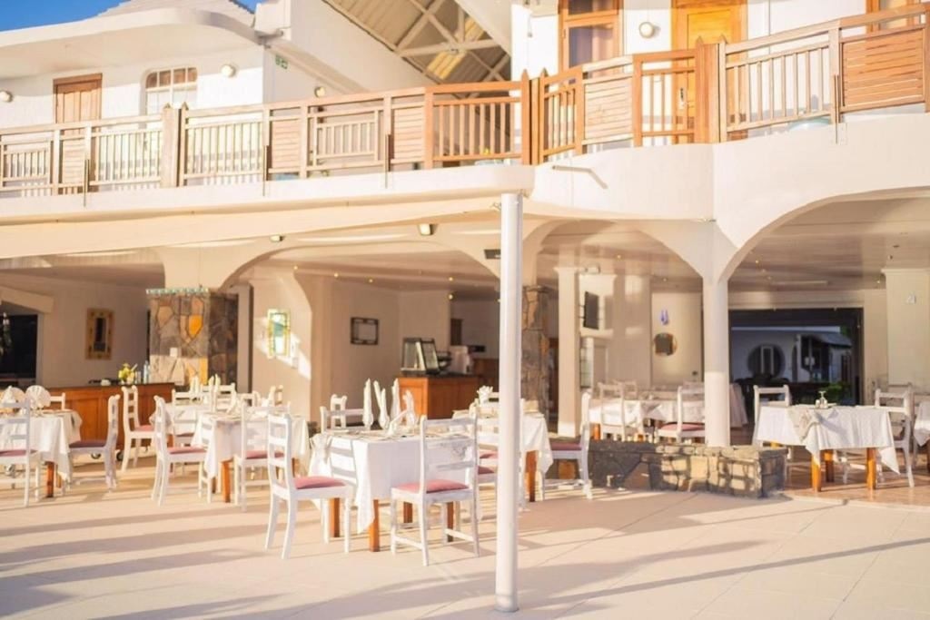 restaurants-restaurants