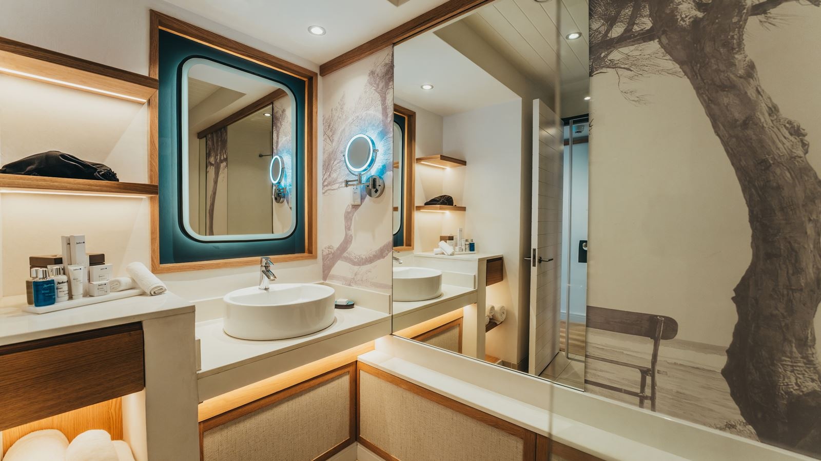 rooms-superior-beachfront-room