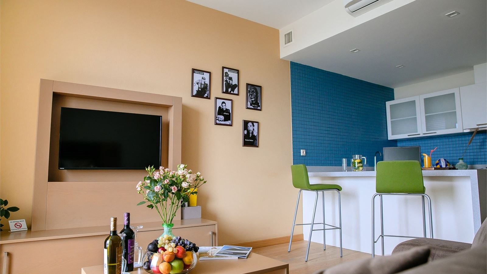 rooms-garden-view-studio-room-with-smoking-terrace