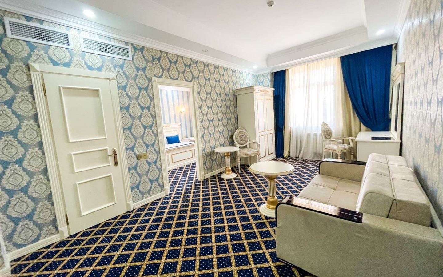 rooms-royal-suite-2-bedroom