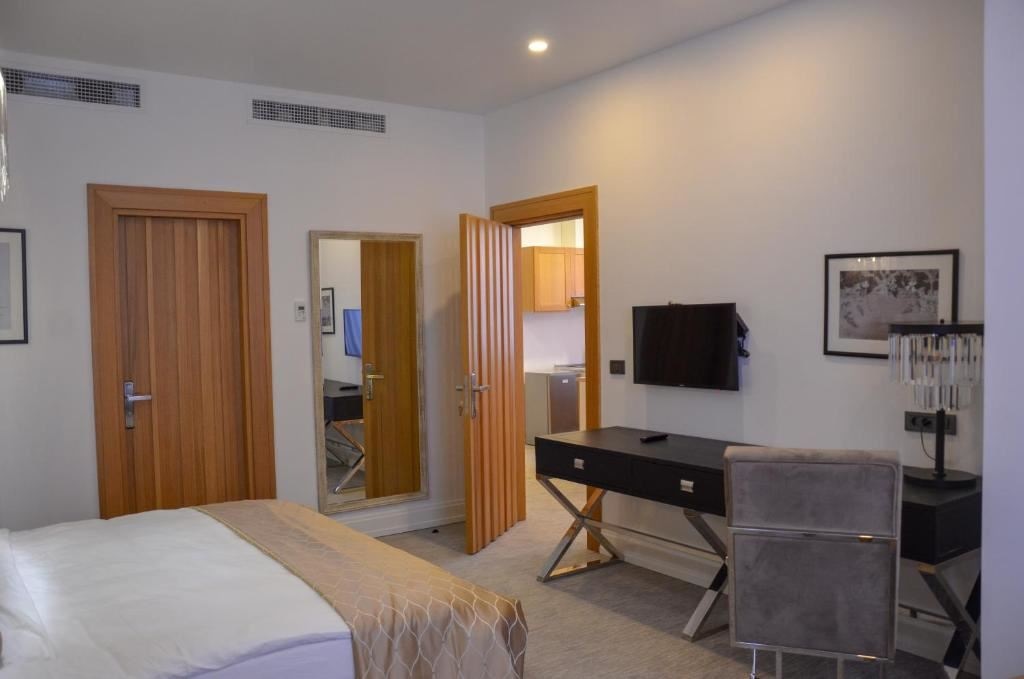 rooms-executive-suite