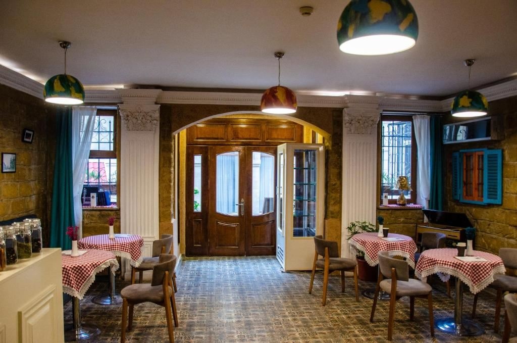 general-main-building