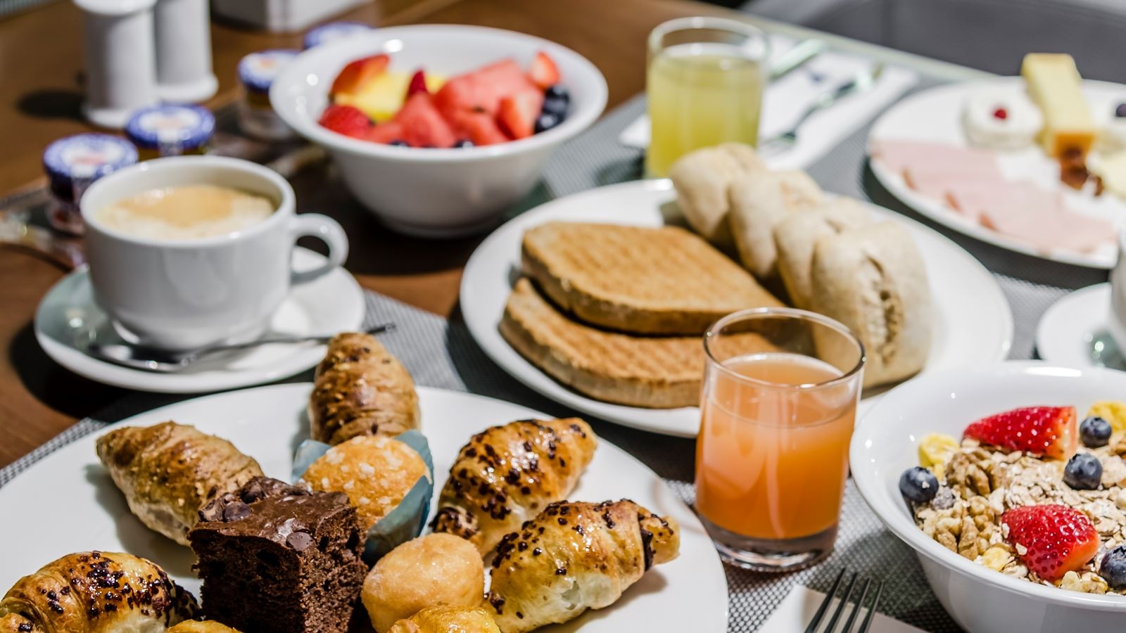 restaurants-restaurants